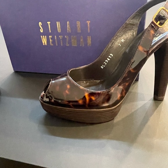 Stuart Weitzman sling back peep toe heels - Picture 2 of 6